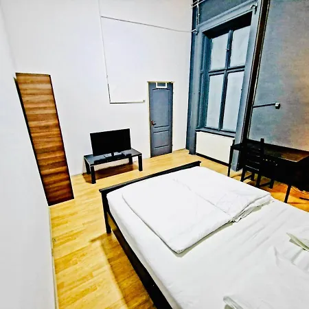 بيت شباب Casa Centrico بودابست